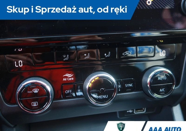 Skoda Octavia cena 68000 przebieg: 77958, rok produkcji 2018 z Wągrowiec małe 154